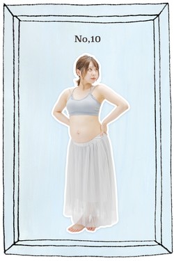 大阪扇町マタニティーフォトスタジオの無料スカート衣装010